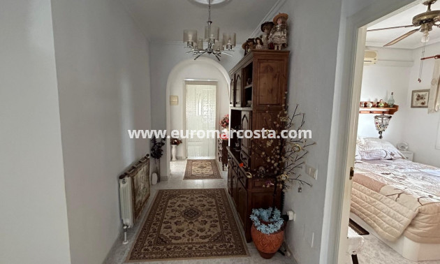 Sale - Detached House / Villa - Ciudad Quesada