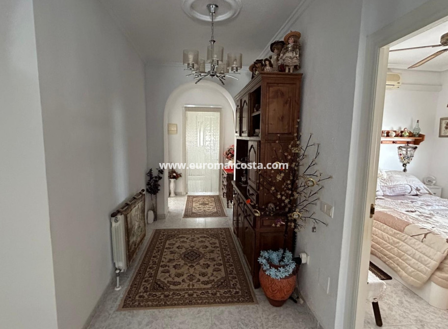 Sale - Detached House / Villa - Ciudad Quesada