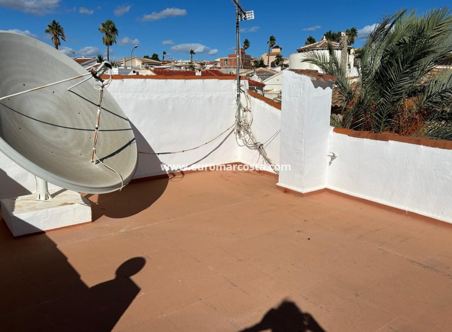 Sale - Detached House / Villa - Ciudad Quesada