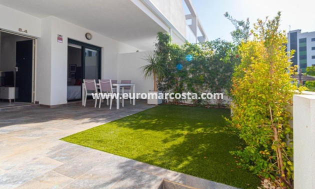 Venta - Bungalow - Pilar de la Horadada - RioMar