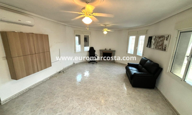 Venta - Detached House / Villa - Ciudad Quesada