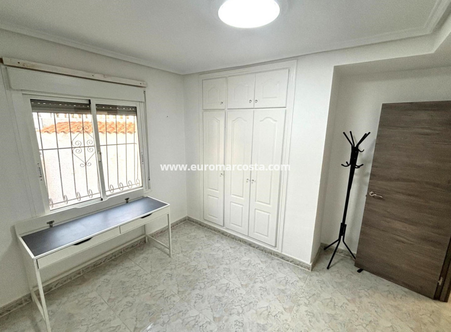 Venta - Detached House / Villa - Ciudad Quesada