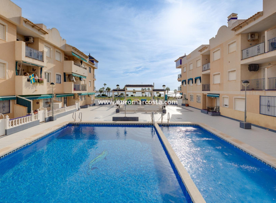 Objekte zum Wiederverkauf - Wohnung - Torrevieja - TORREVIEJA