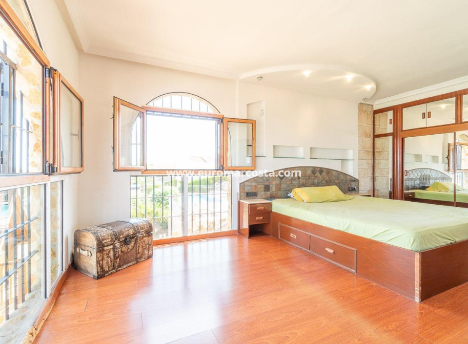 Venta - Villa - Torrevieja - TORREVIEJA