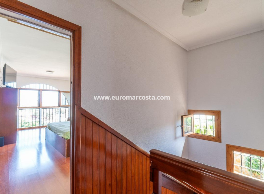 Venta - Villa - Torrevieja - TORREVIEJA