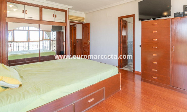 Venta - Villa - Torrevieja - TORREVIEJA