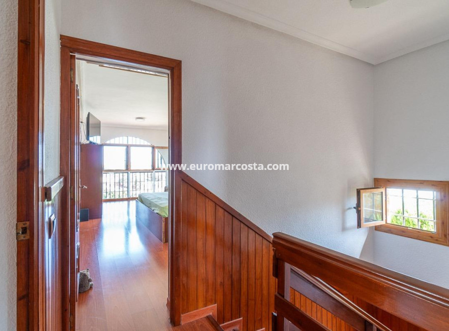 Venta - Villa - Torrevieja - TORREVIEJA