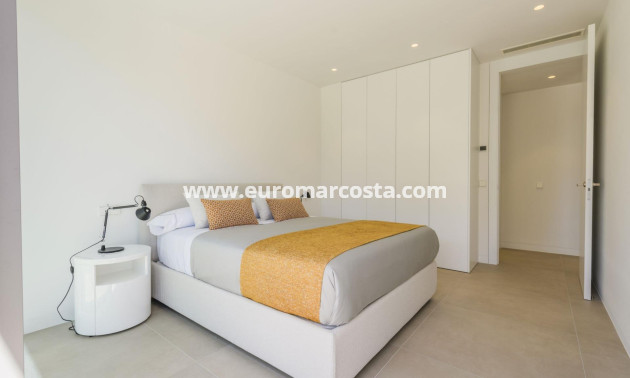 Venta - Villa - San Miguel de Salinas - Las Colinas Golf