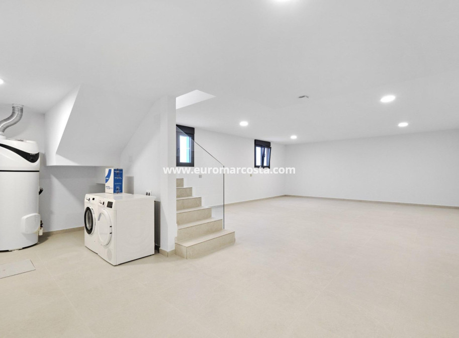 Objekte zum Wiederverkauf - Villa freitstehend - San Miguel de Salinas