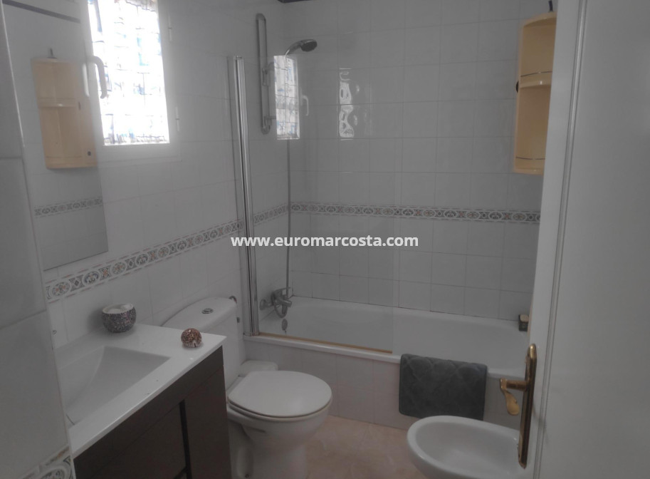 Venta - Villa - Torrevieja - TORREVIEJA