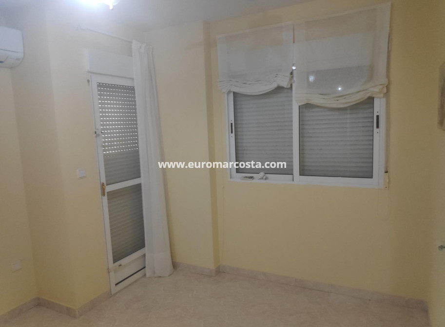 Venta - Villa - Torrevieja - TORREVIEJA