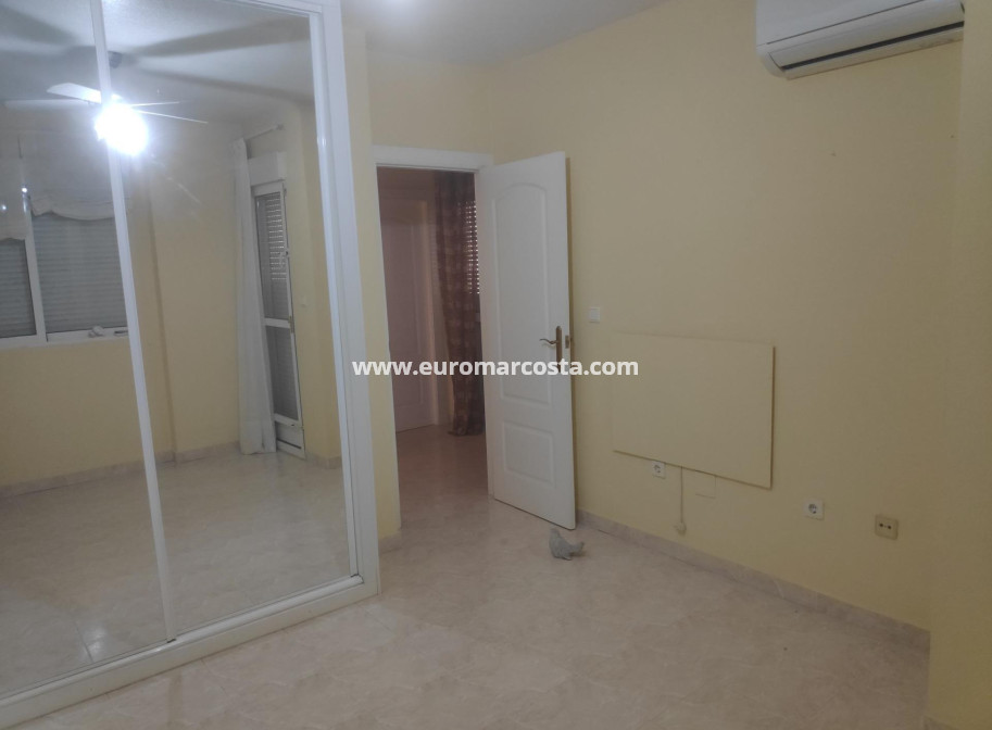 Venta - Villa - Torrevieja - TORREVIEJA