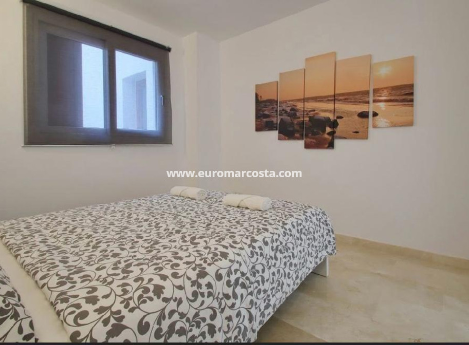 Venta - Apartamento / piso - Torrevieja - Orihuela Costa