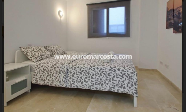 Venta - Apartamento / piso - Torrevieja - Orihuela Costa