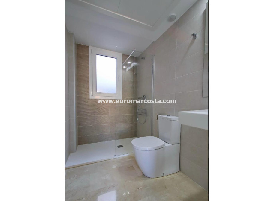 Venta - Apartamento / piso - Torrevieja - Orihuela Costa