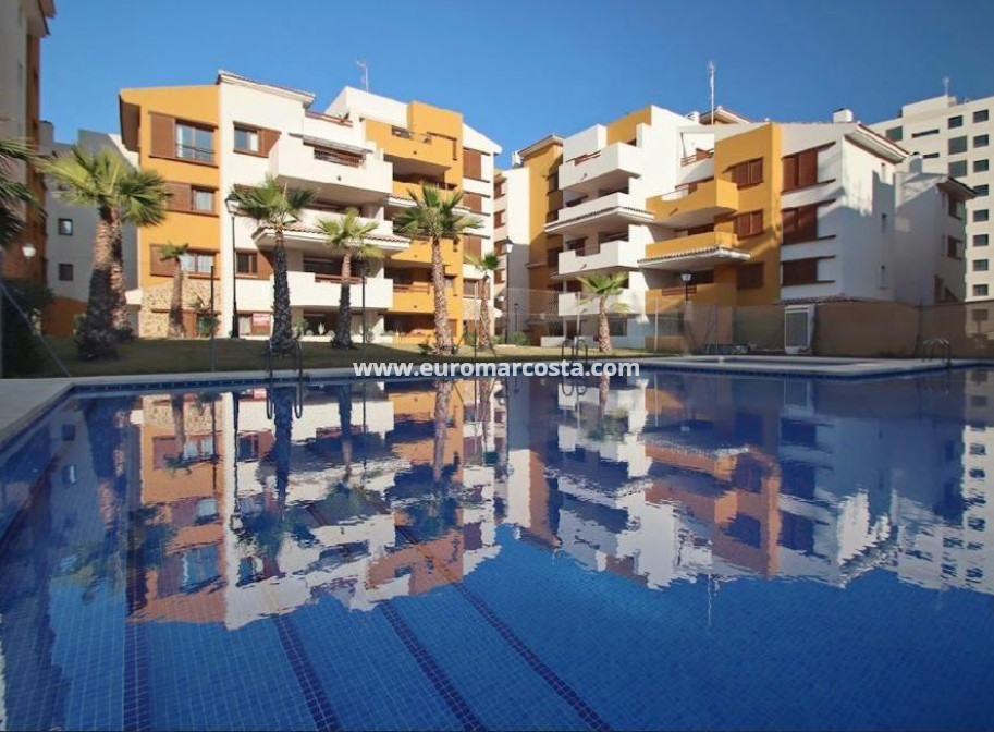 Venta - Apartamento / piso - Torrevieja - Orihuela Costa