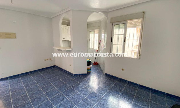 Objekte zum Wiederverkauf - Bungalow - Torrevieja - TORREVIEJA