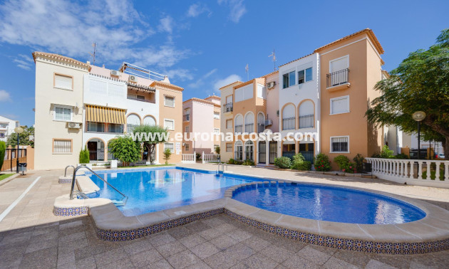 Venta - Bungalow - Torrevieja - TORREVIEJA