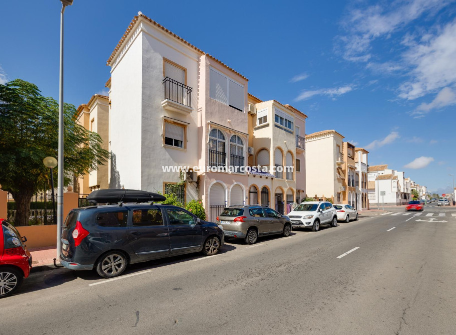 Venta - Bungalow - Torrevieja - TORREVIEJA