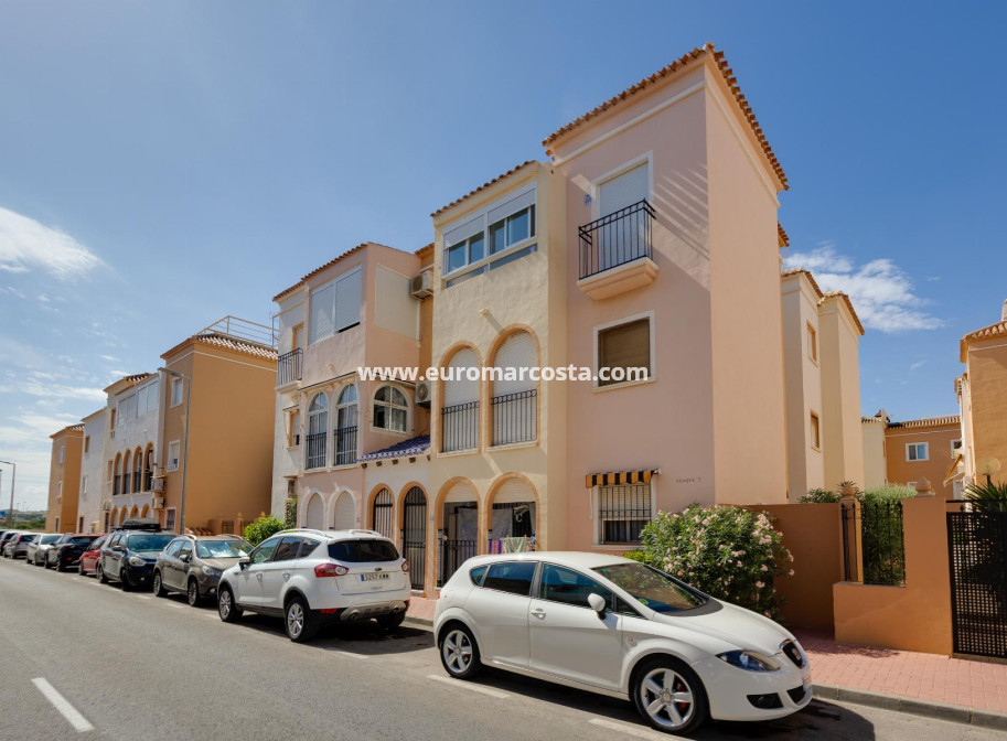 Venta - Bungalow - Torrevieja - TORREVIEJA