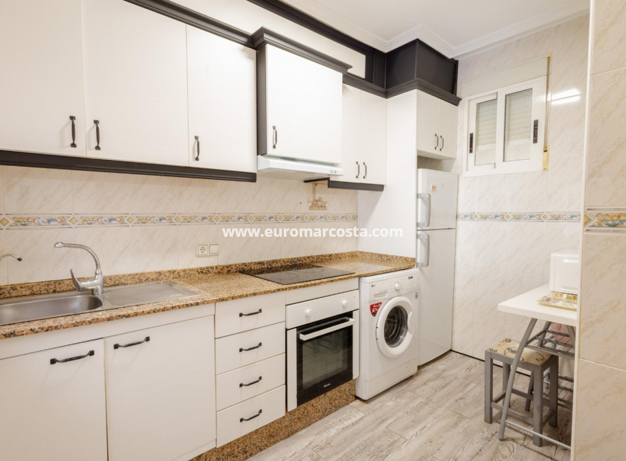 Sale - Apartment / flat - Torrevieja - TORREVIEJA