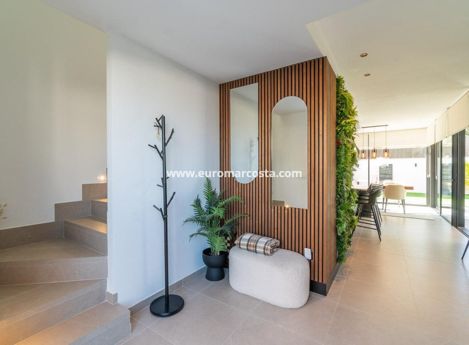 Venta - Villa - Torrevieja - TORREVIEJA