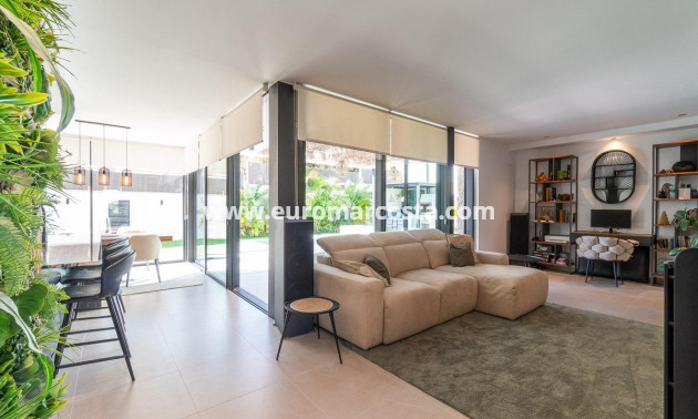 Venta - Villa - Torrevieja - TORREVIEJA