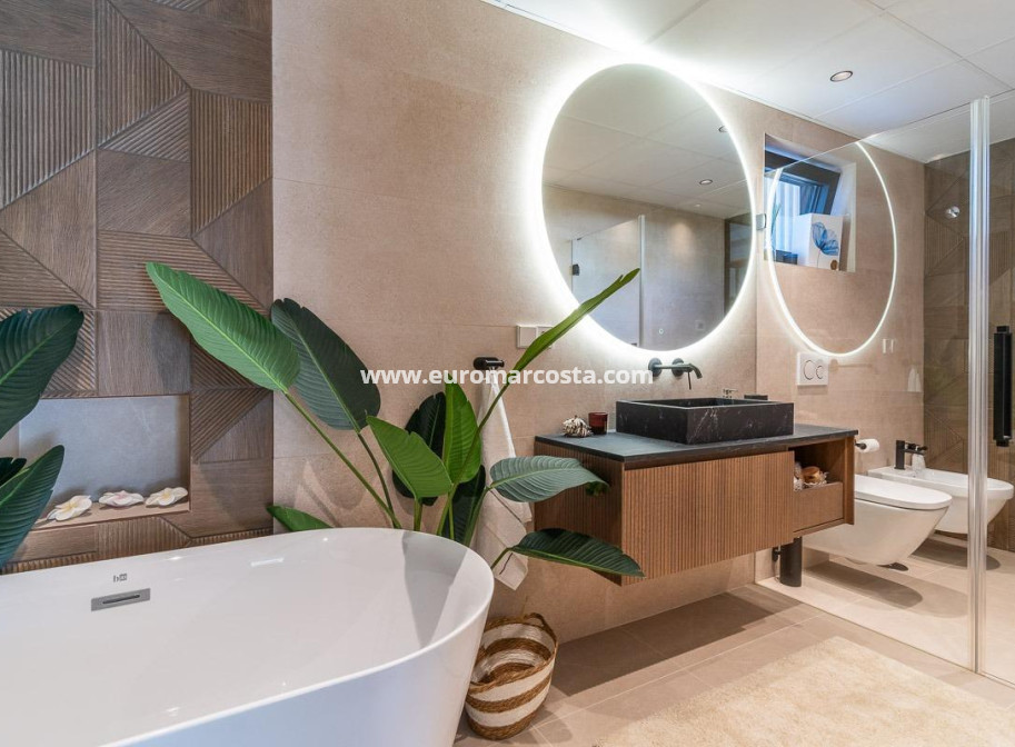 Venta - Villa - Torrevieja - TORREVIEJA