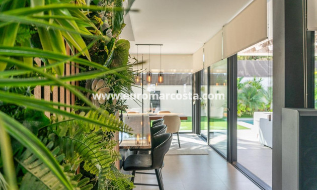 Venta - Villa - Torrevieja - TORREVIEJA