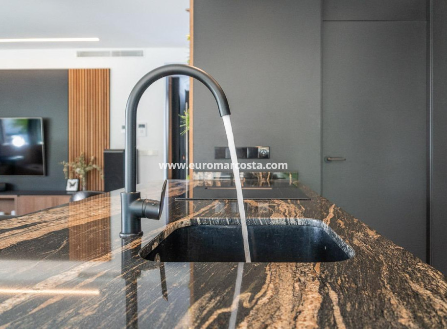 Venta - Villa - Torrevieja - TORREVIEJA