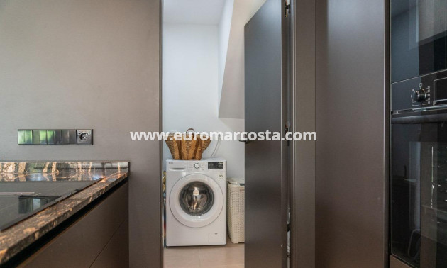 Venta - Villa - Torrevieja - TORREVIEJA