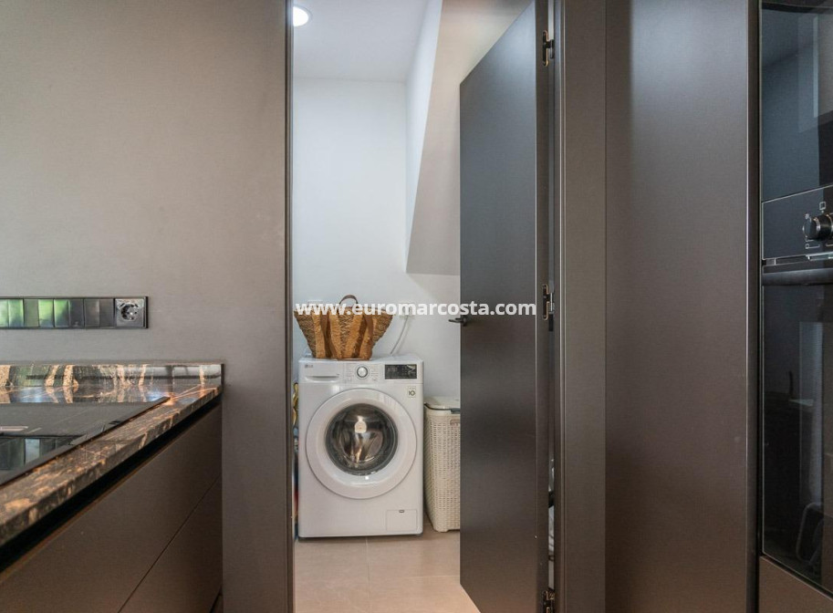 Venta - Villa - Torrevieja - TORREVIEJA