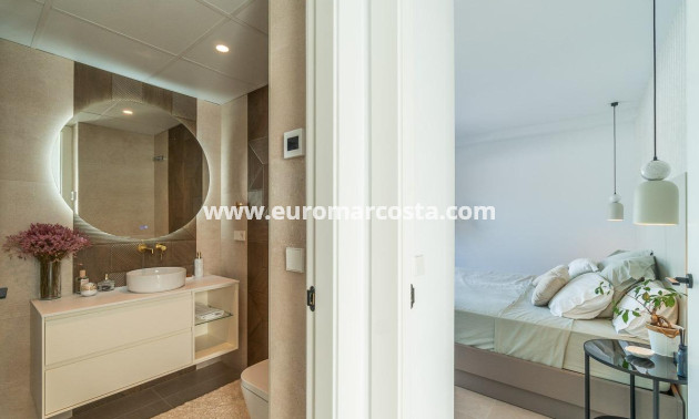 Venta - Villa - Torrevieja - TORREVIEJA