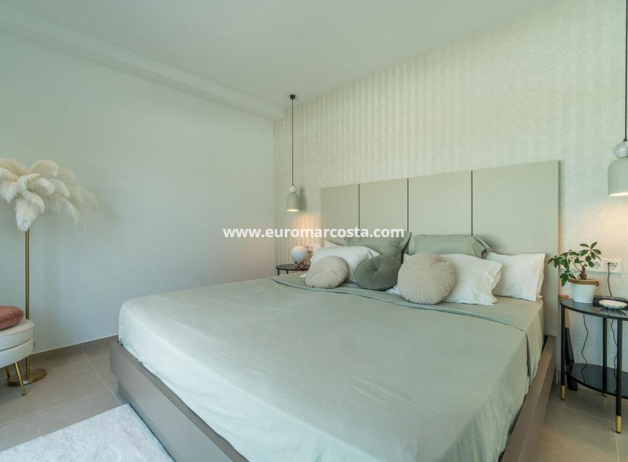 Venta - Villa - Torrevieja - TORREVIEJA