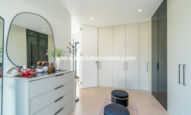 Venta - Villa - Torrevieja - TORREVIEJA