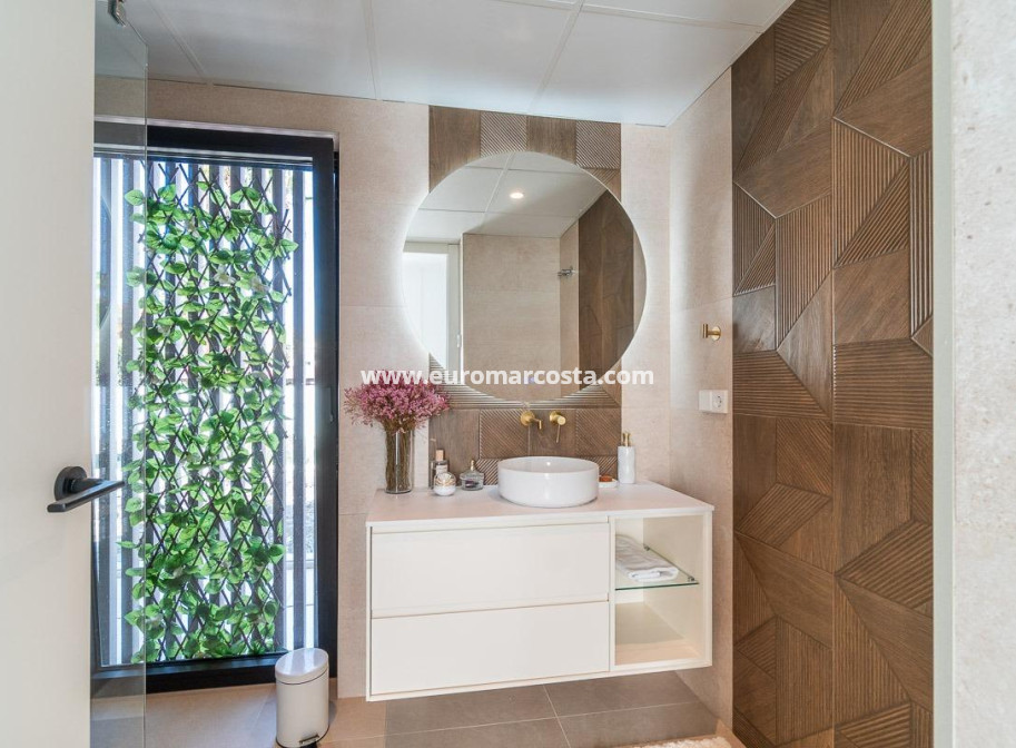 Venta - Villa - Torrevieja - TORREVIEJA