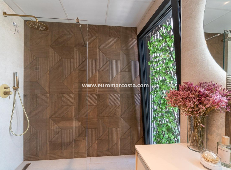 Venta - Villa - Torrevieja - TORREVIEJA