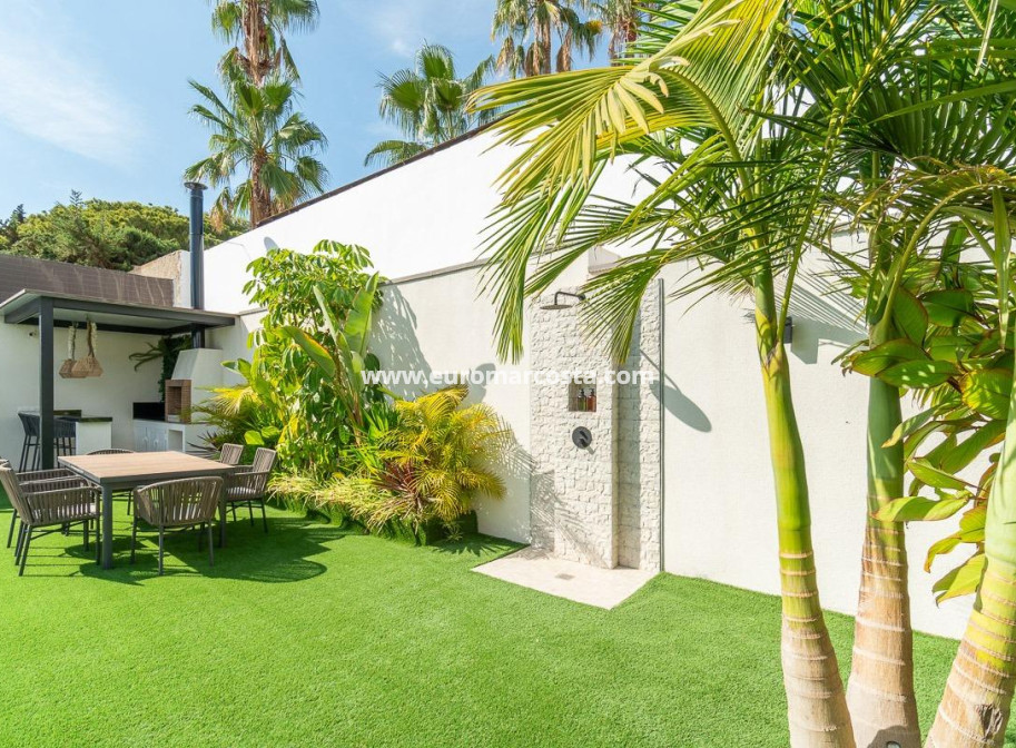 Venta - Villa - Torrevieja - TORREVIEJA