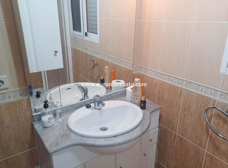 Venta - Apartamento / piso - Guardamar del Segura - El Eden