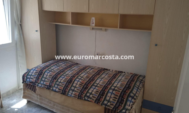 Sale - Bungalow - Torrevieja - Calas blanca