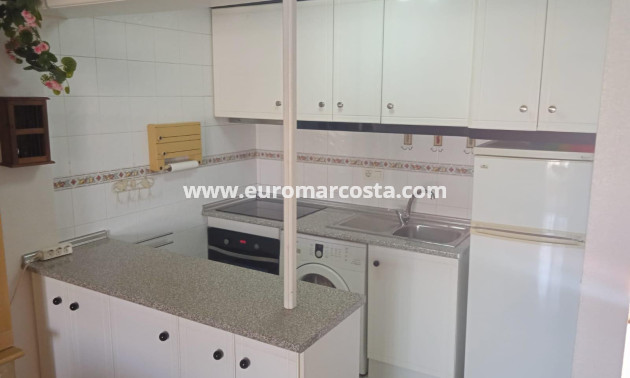 Sale - Bungalow - Torrevieja - Calas blanca