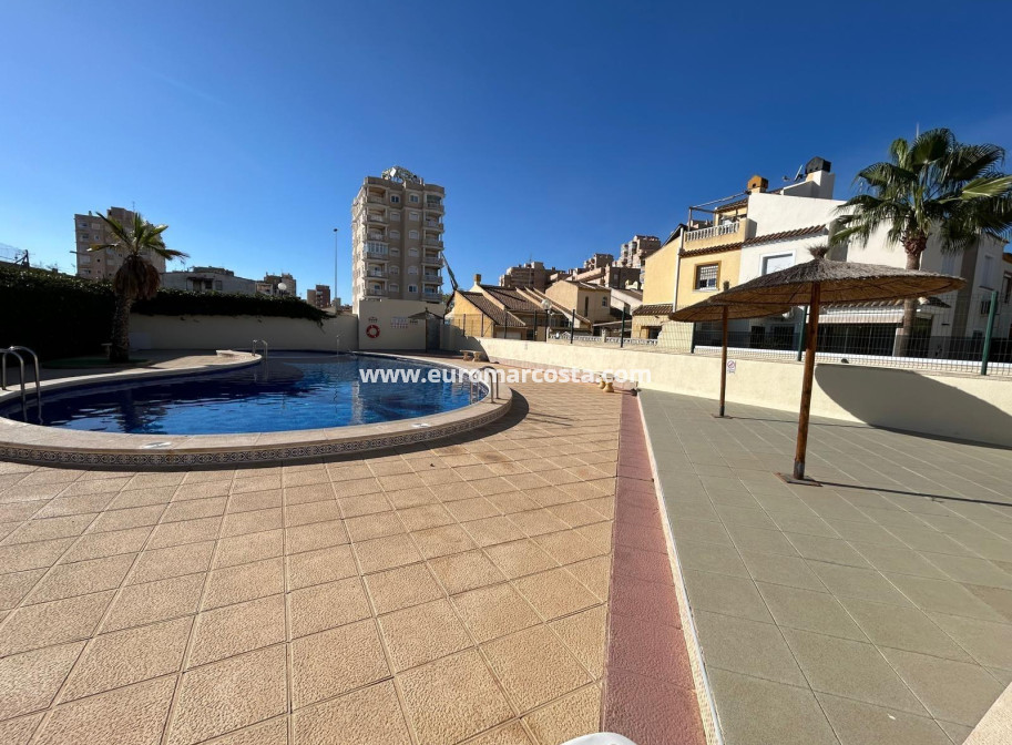 Sale - Townhouse - Torrevieja - TORREVIEJA