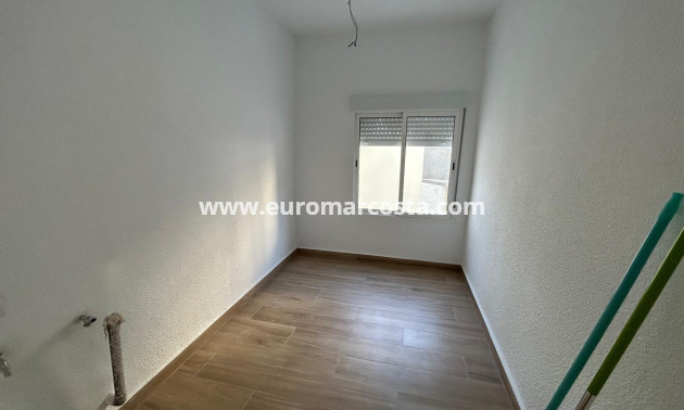 Sale - Townhouse - Torrevieja - TORREVIEJA