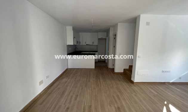 Sale - Townhouse - Torrevieja - TORREVIEJA