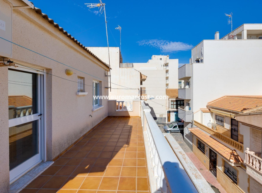 Venta - Adosado - Torrevieja - TORREVIEJA