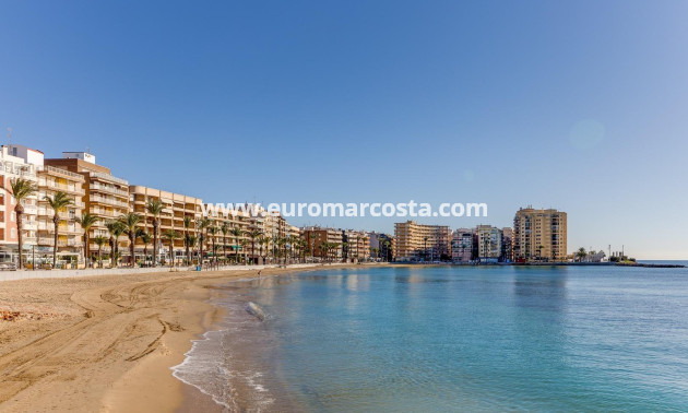 Objekte zum Wiederverkauf - Wohnung - Torrevieja - TORREVIEJA