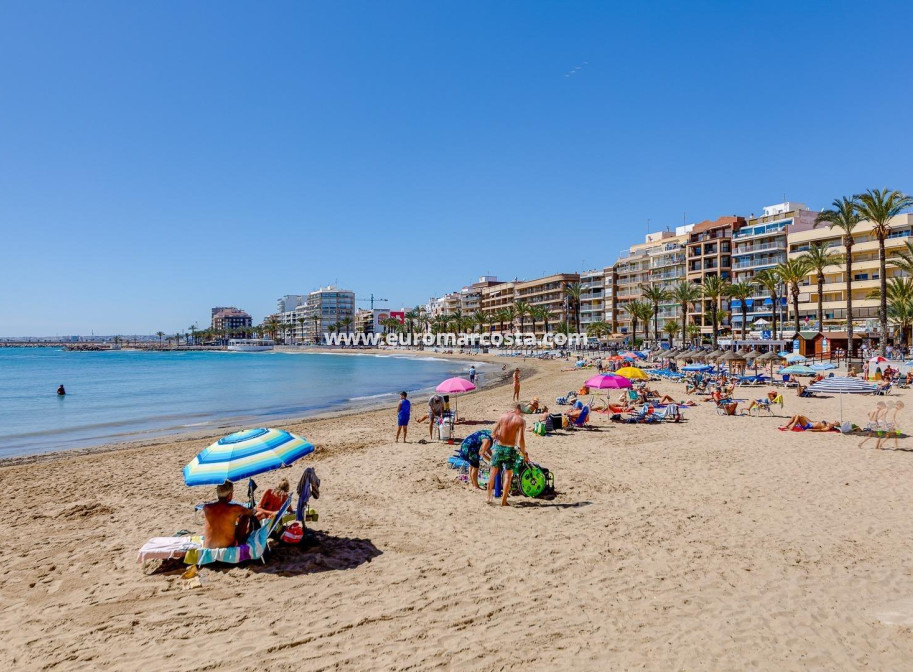 Objekte zum Wiederverkauf - Wohnung - Torrevieja - TORREVIEJA