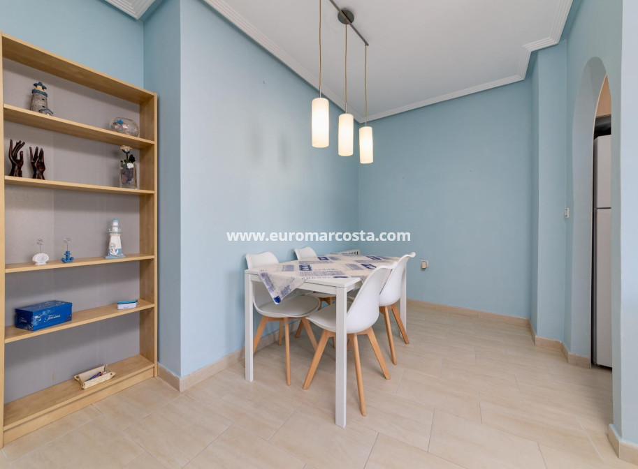 Objekte zum Wiederverkauf - Wohnung - Torrevieja - TORREVIEJA