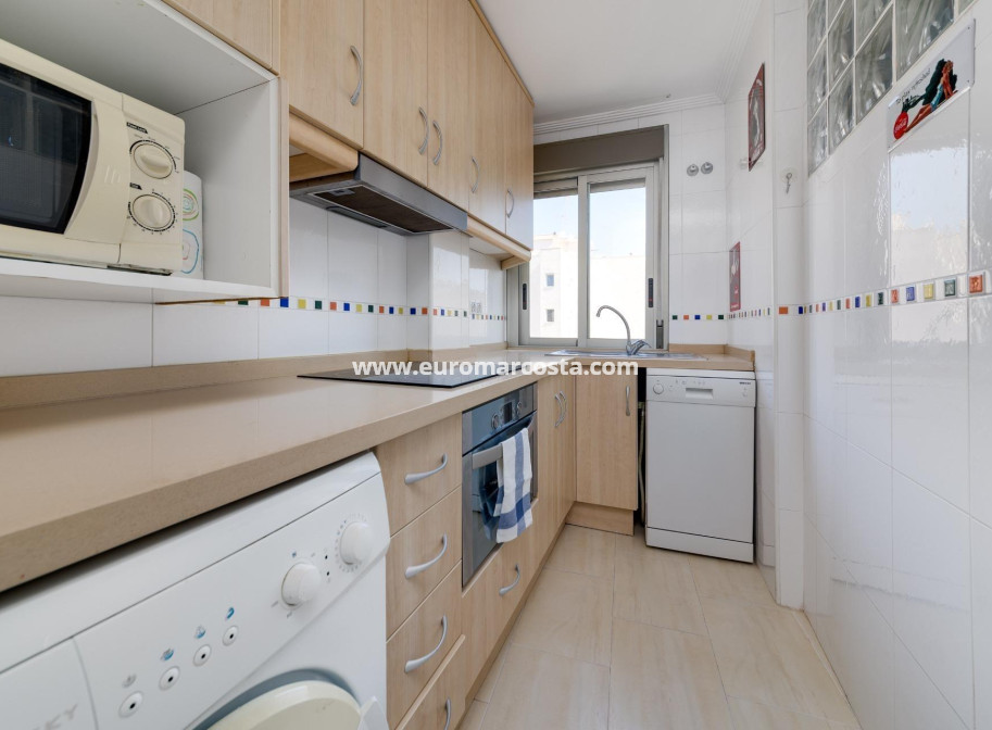 Objekte zum Wiederverkauf - Wohnung - Torrevieja - TORREVIEJA
