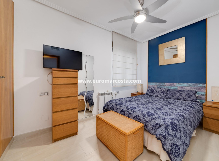 Objekte zum Wiederverkauf - Wohnung - Torrevieja - TORREVIEJA